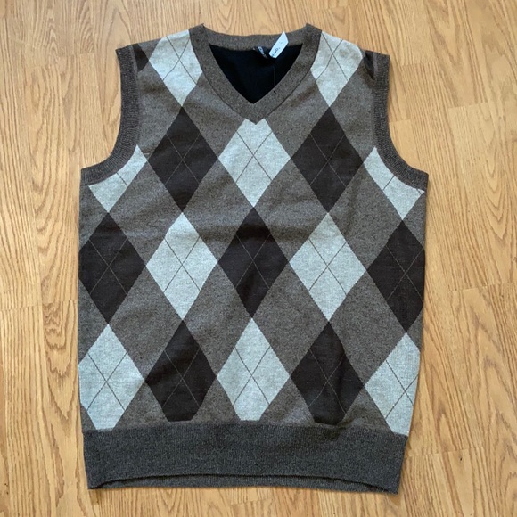 V neck sweater vest / size LARGE - Picture 1 of 3